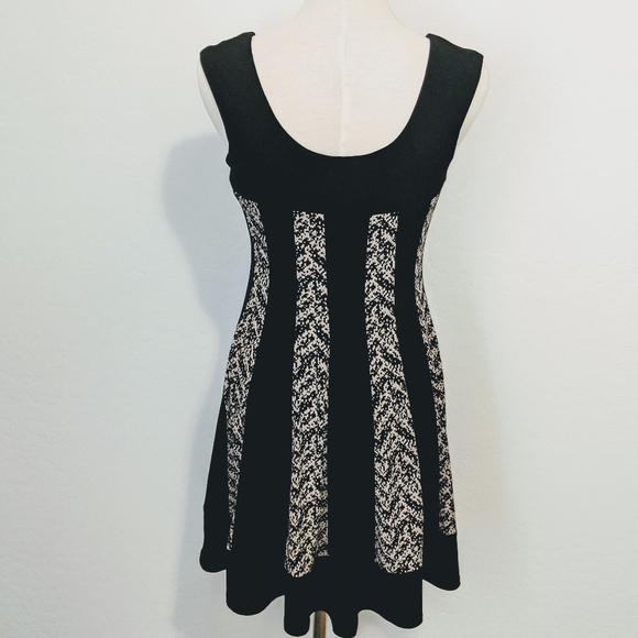Connected Apparel Black Tan Snake Print Dress 6P - Picture 5 of 5